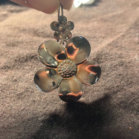 🆕 Handmade Paola Valentini 925 Flower sterling Silver earrings Made in Italy - Picture 2 of 3